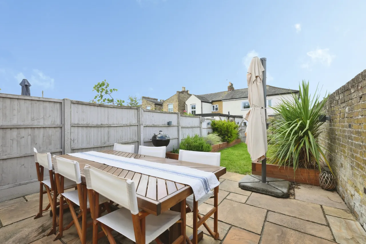 Park Road, Ware, SG12, photo 5