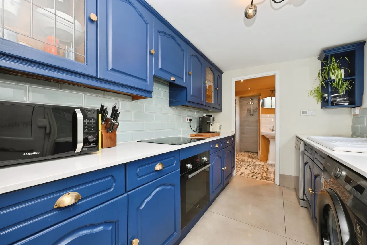 Park Road, Ware, SG12, photo 3