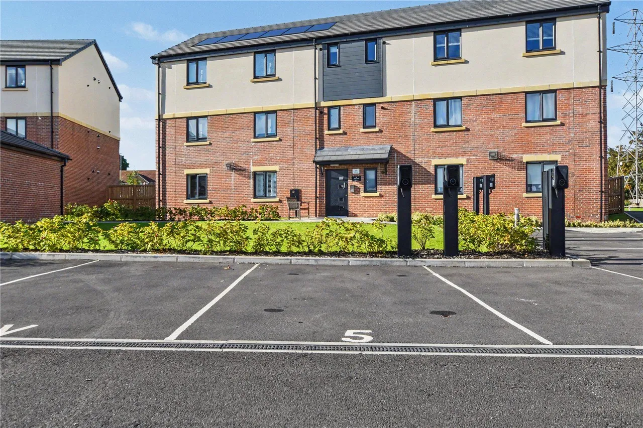 Viceroy View, Churwell, LS27, photo 9