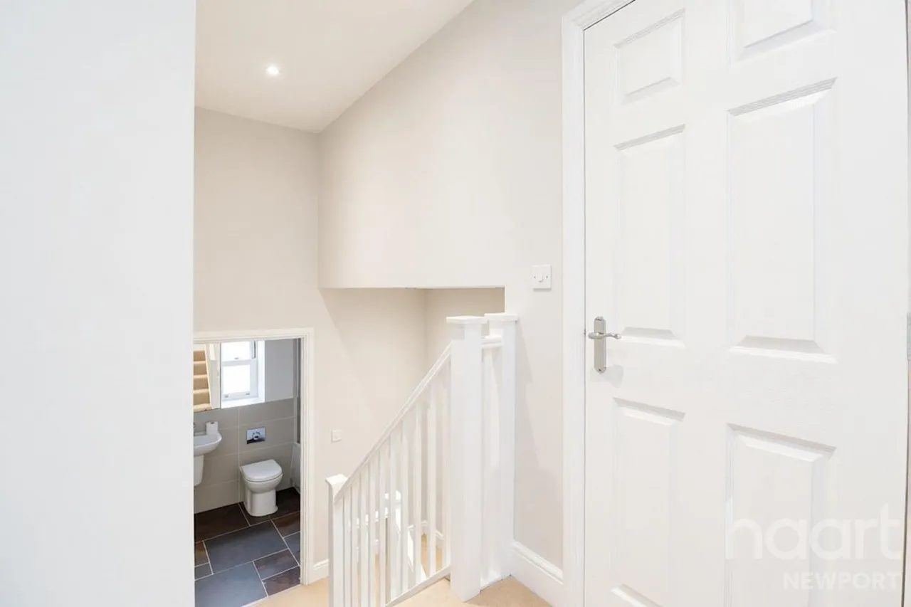Pontypool, NP4, photo 19