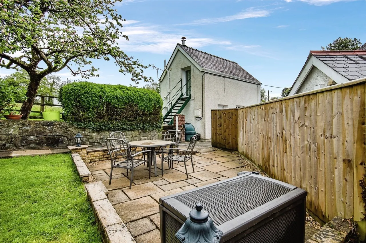 Springfield Road, Carmarthen, SA31, photo 14