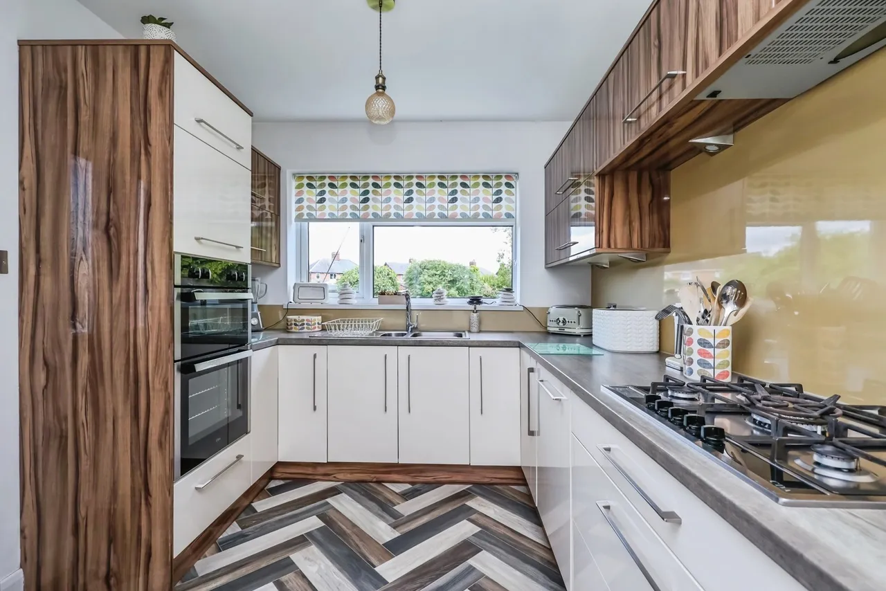 Brookfield Avenue, Hucknall, Nottingham, Nottinghamshire, NG15, photo 6