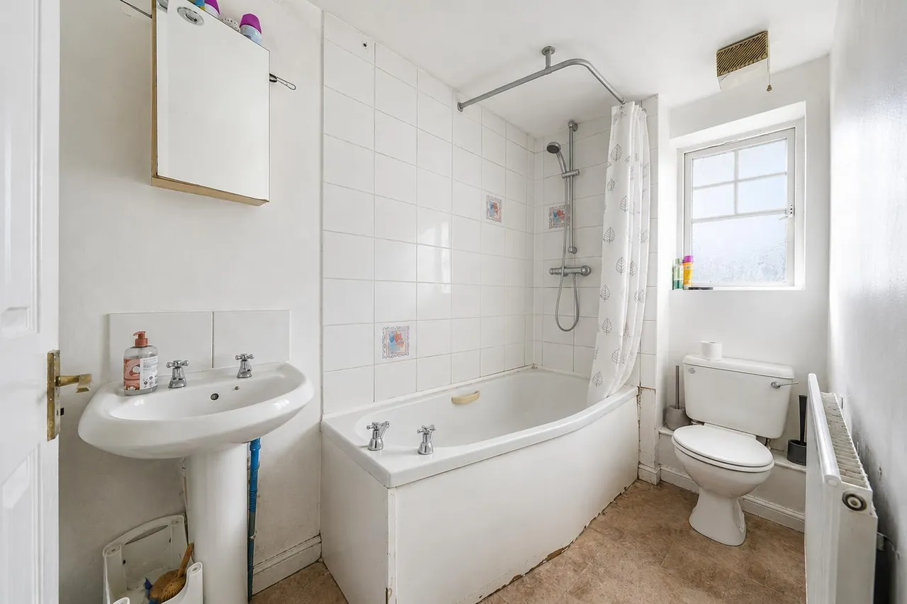 Greenhaven Drive, London, SE28, photo 13