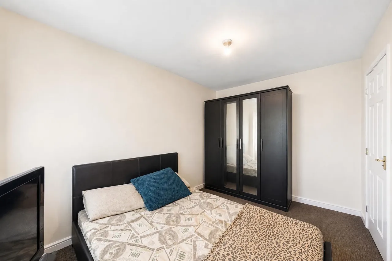 Greenhaven Drive, London, SE28, photo 9