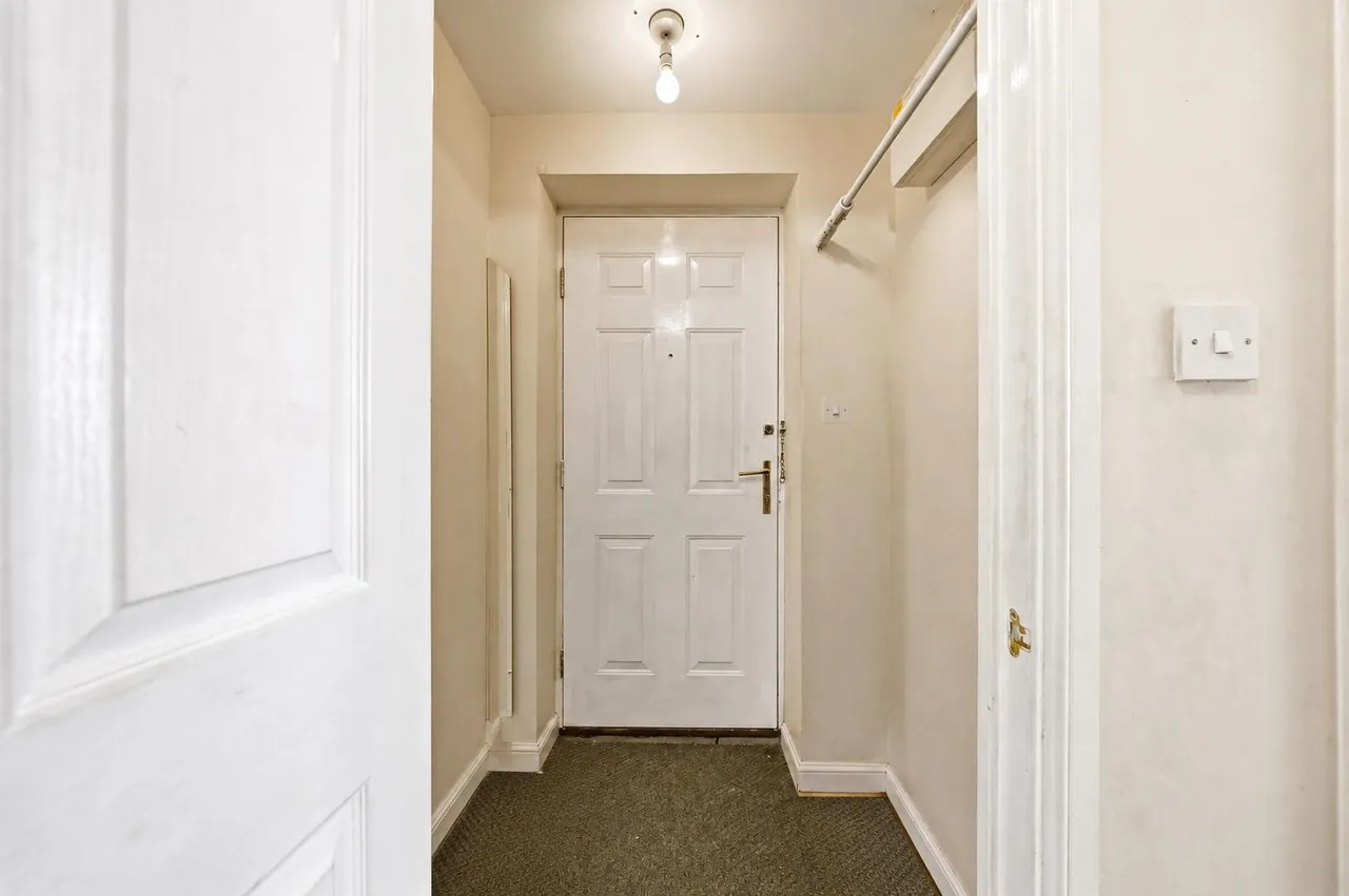 Greenhaven Drive, London, SE28, photo 14