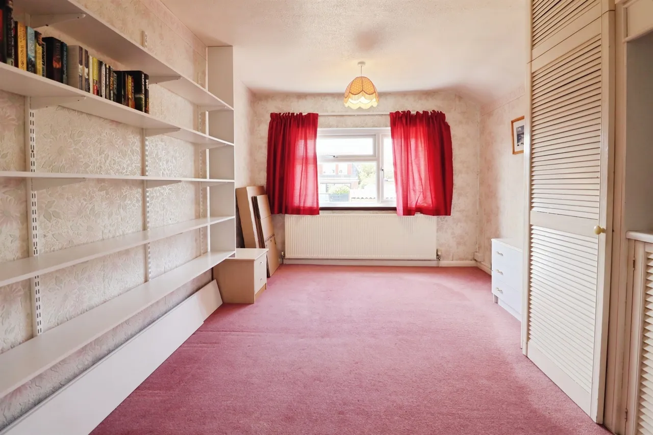 Norris Close, Penarth, CF64, photo 10