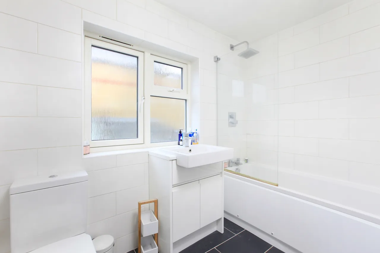 Vicarage Crescent, London, SW11, photo 6