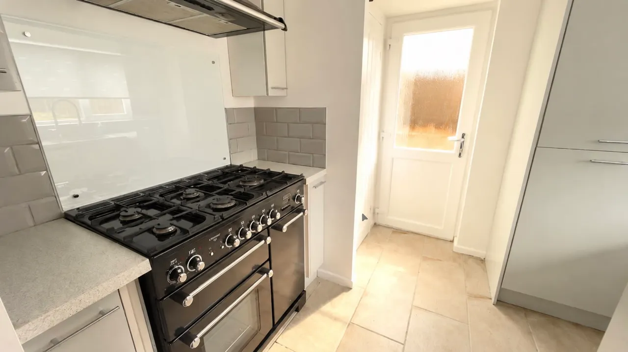 Baccara Grove, Bletchley, MK2, photo 7