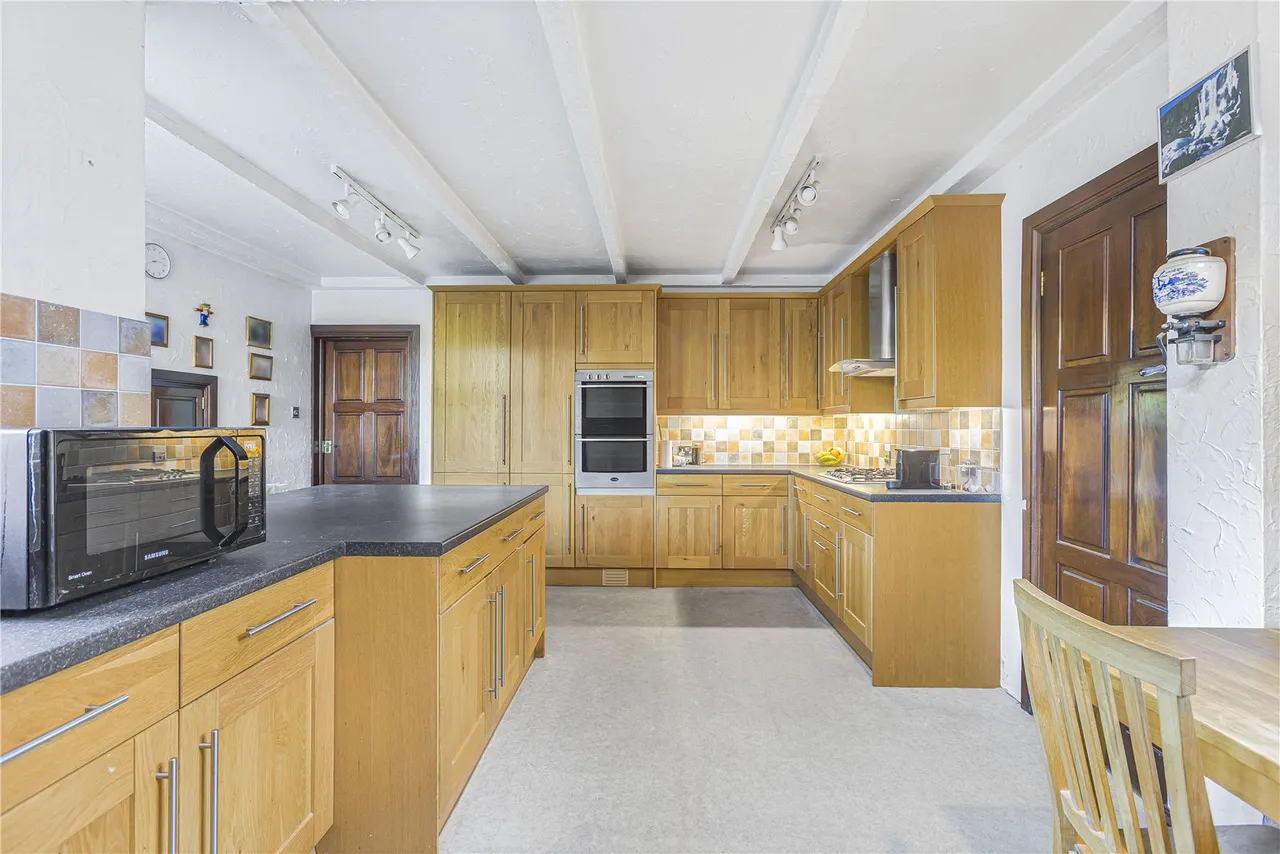 Brookmans Avenue, Brookmans Park, Hertfordshire, AL9 7QG, photo 9