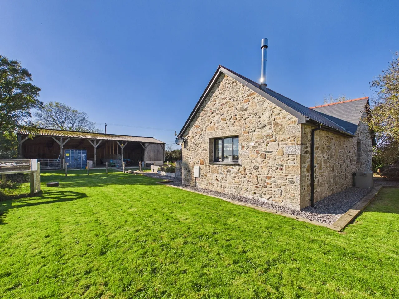 The Swallows Barn, Clowance Wood Farm, photo 19