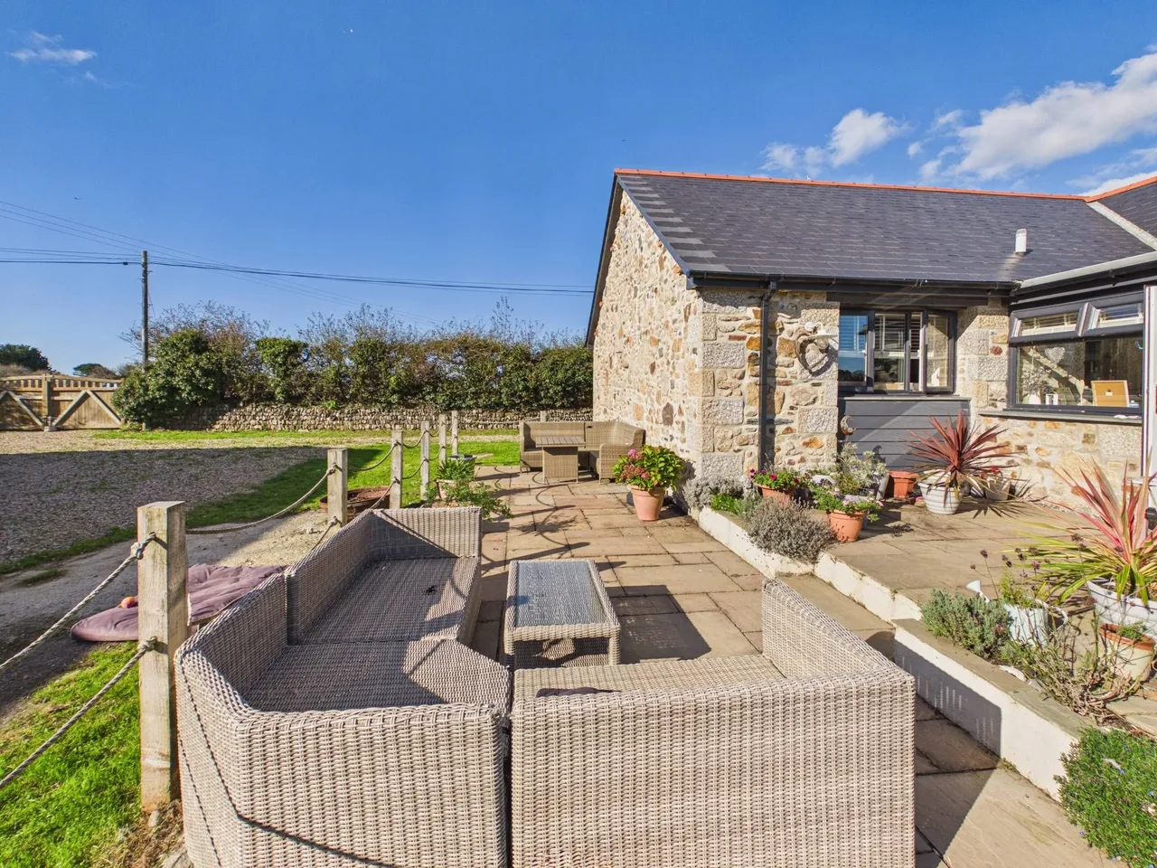 The Swallows Barn, Clowance Wood Farm, photo 15