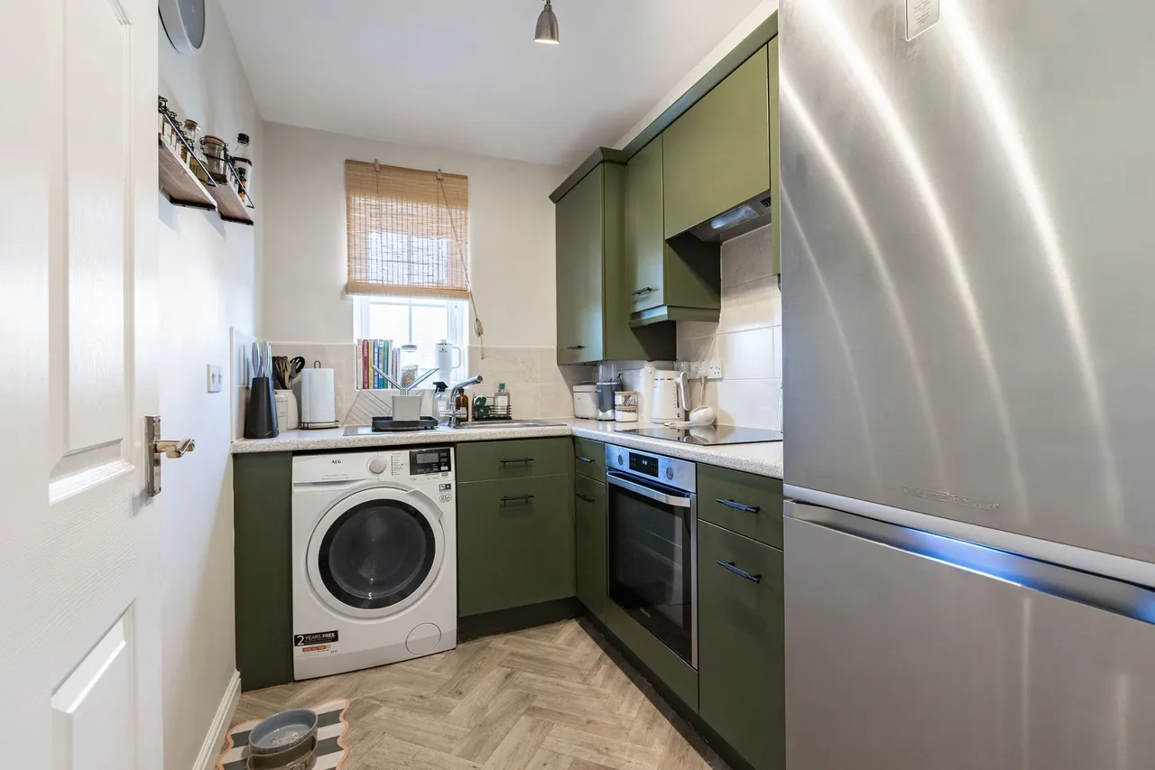 Beautifully Presented First-Floor Apa, photo 5