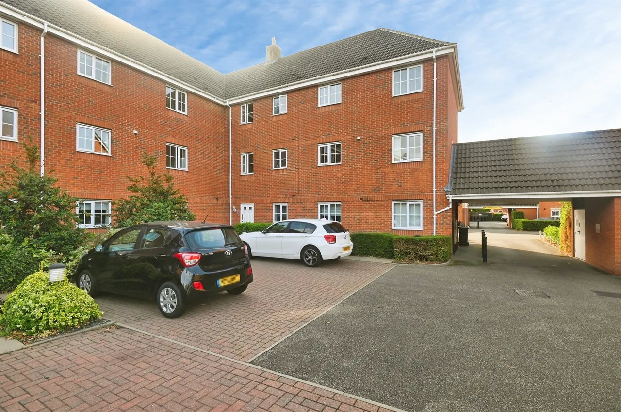 School Drive, Shard End, B34, photo 17