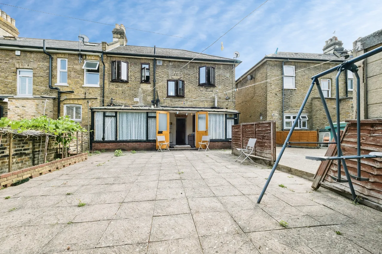 Windsor Road, London, E7, photo 29