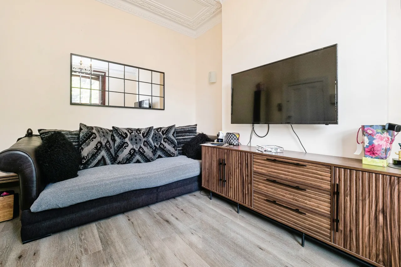Windsor Road, London, E7, photo 6