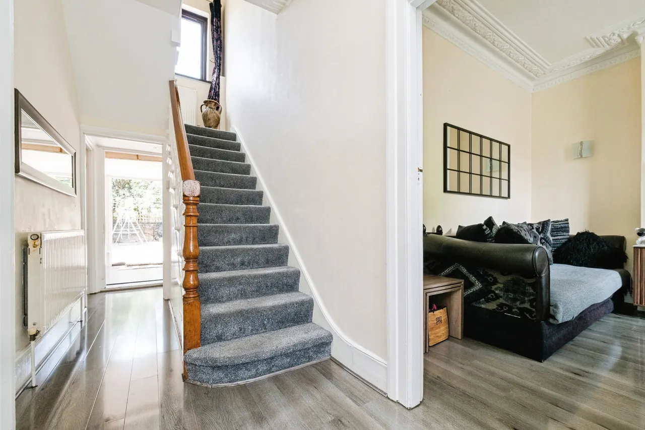 Windsor Road, London, E7, photo 4