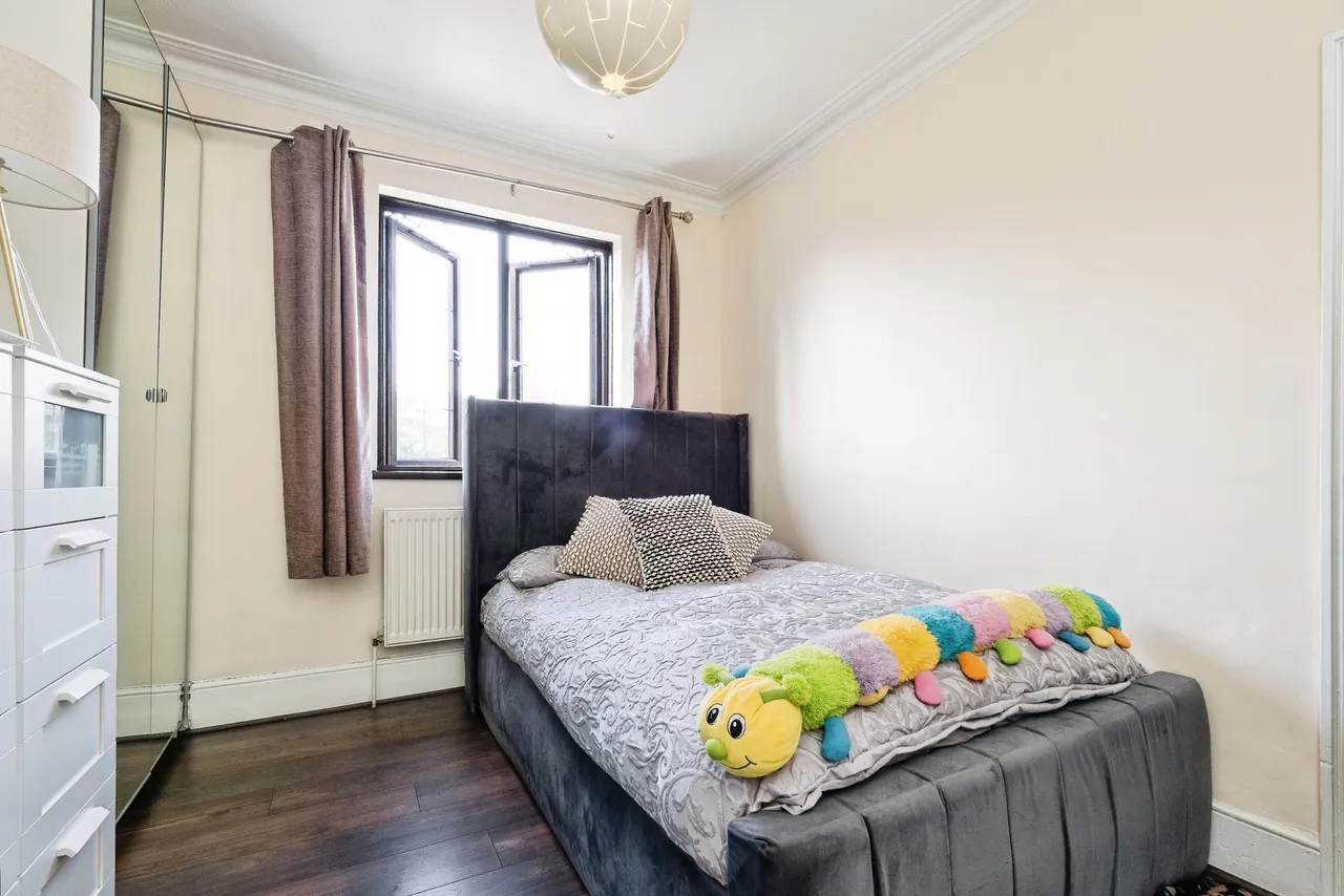 Windsor Road, London, E7, photo 18