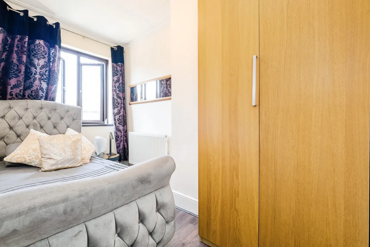 Windsor Road, London, E7, photo 25