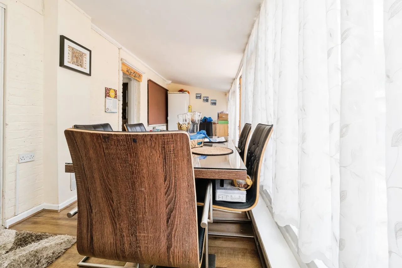 Windsor Road, London, E7, photo 13