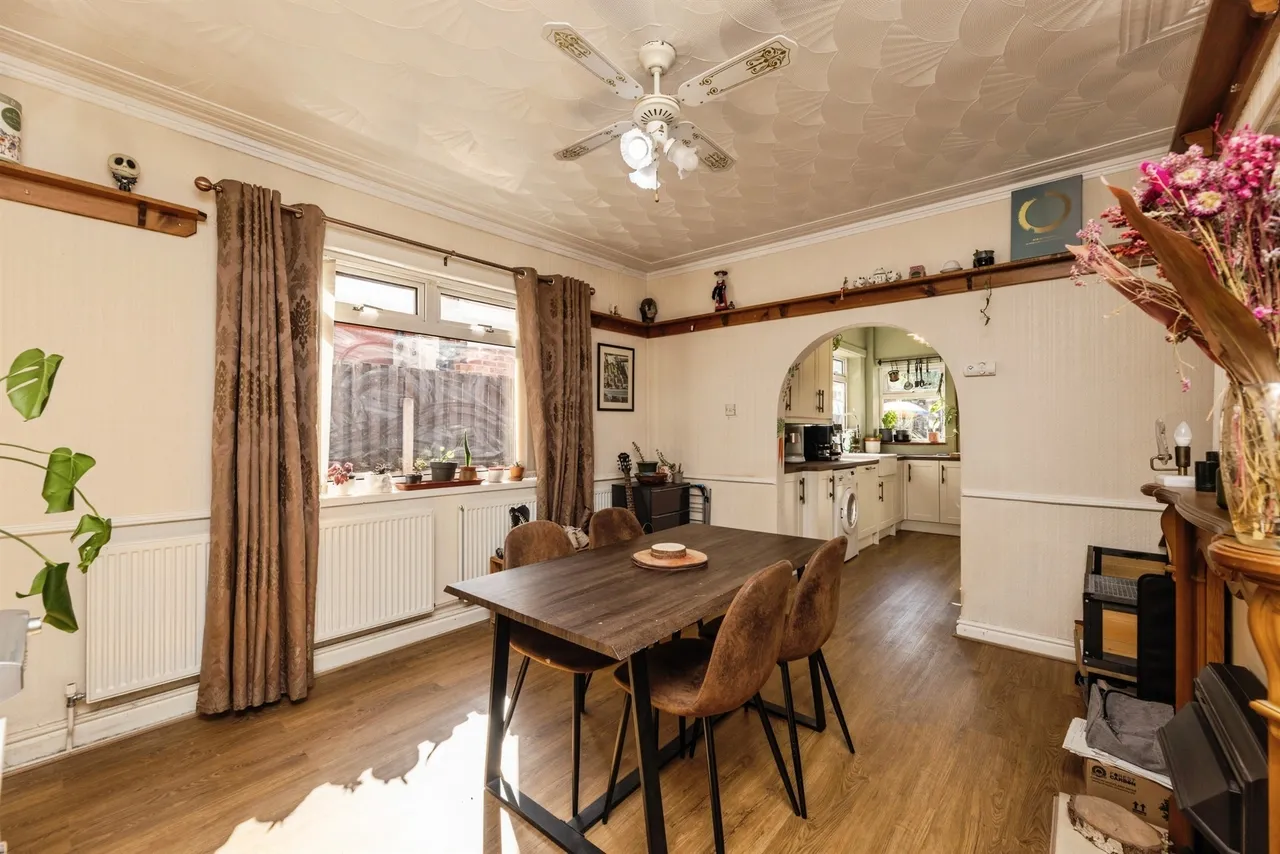 Barnsley Road, South Kirkby, Pontefract, photo 8