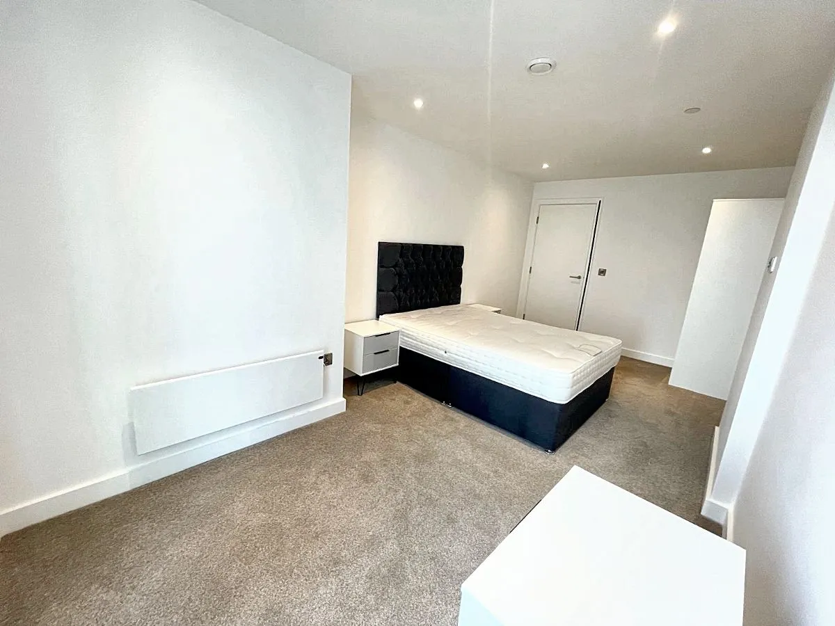 141 Chester Road, Manchester, Lancashire, M15 4ZJ, photo 8