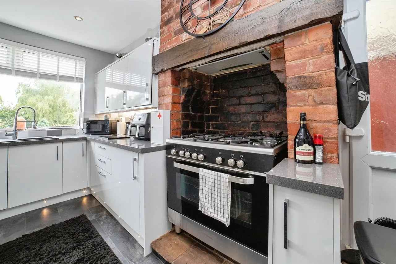 Mansfield Road, Alfreton, DE55, photo 4