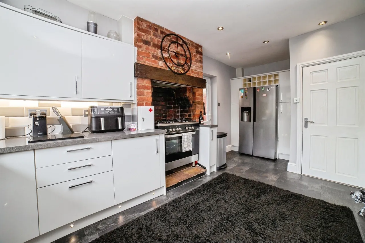 Mansfield Road, Alfreton, DE55, photo 6