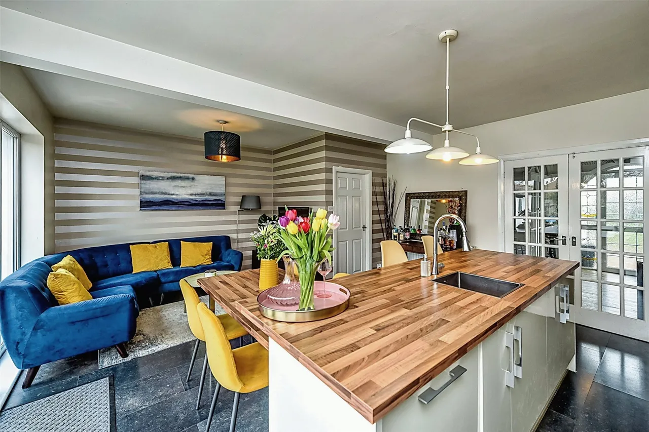 Park View, Thornton, L23, photo 4
