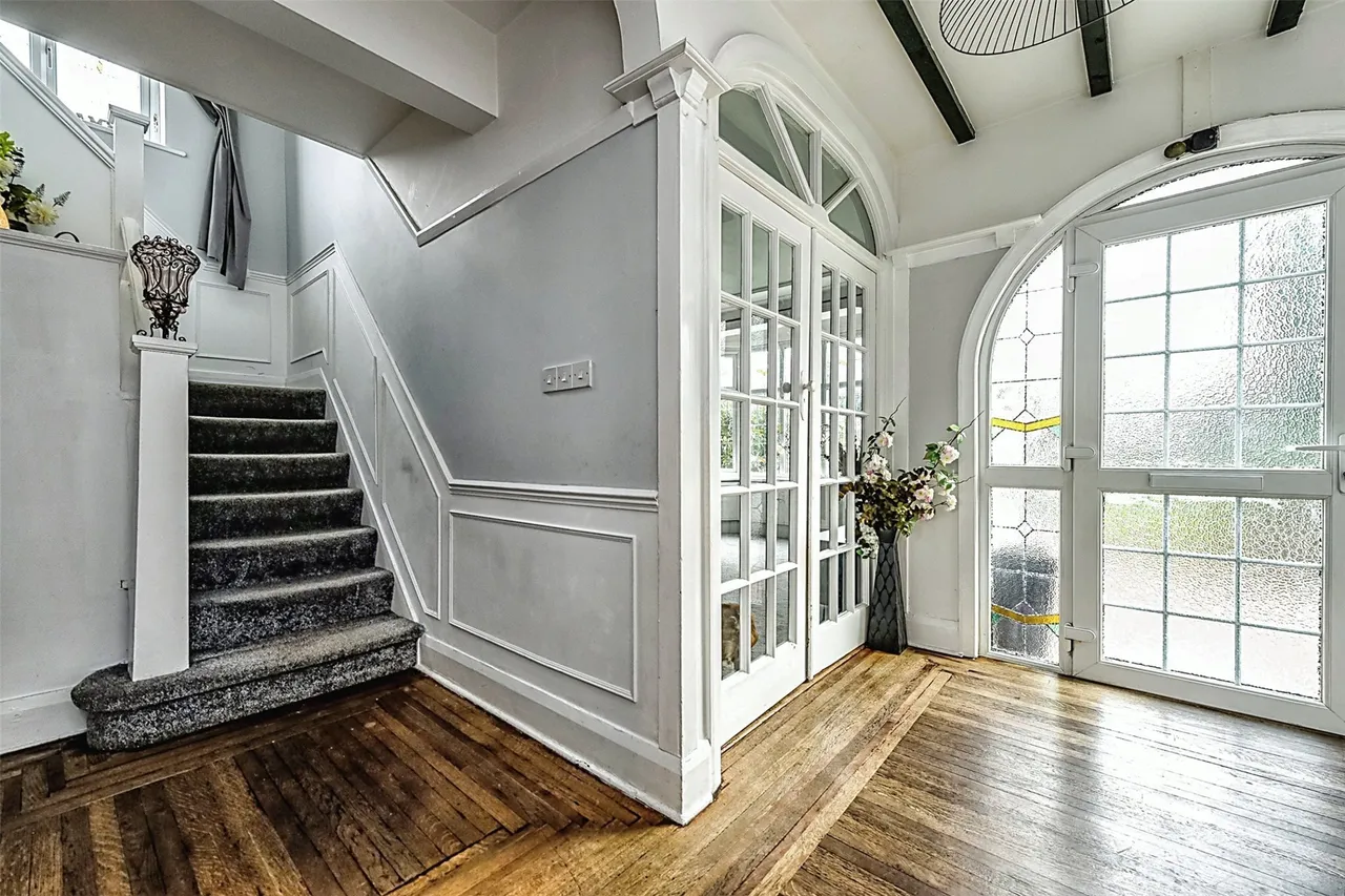 Park View, Thornton, L23, photo 2