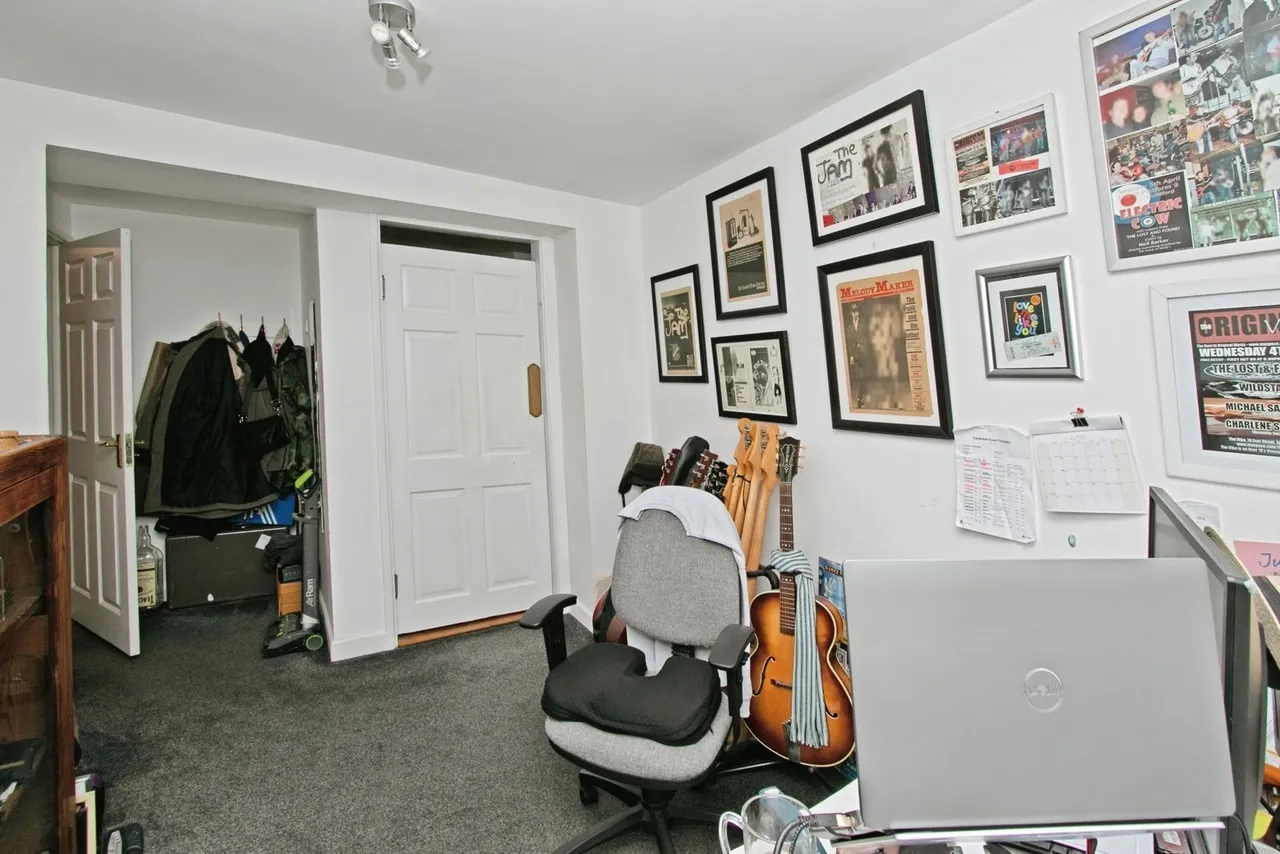 Wesley Street, Camborne, TR14, photo 23
