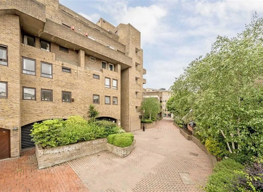 Burr Close, Wapping, E1W, photo 5
