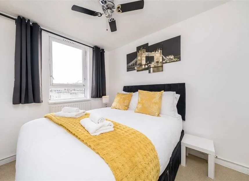 Burr Close, Wapping, E1W, photo 4