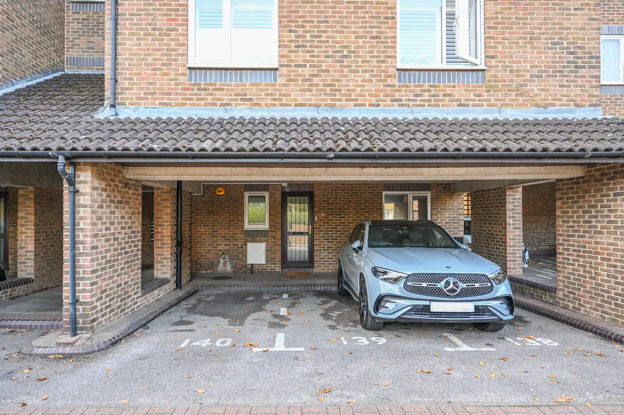 1 bed flat for sale, London, NW10