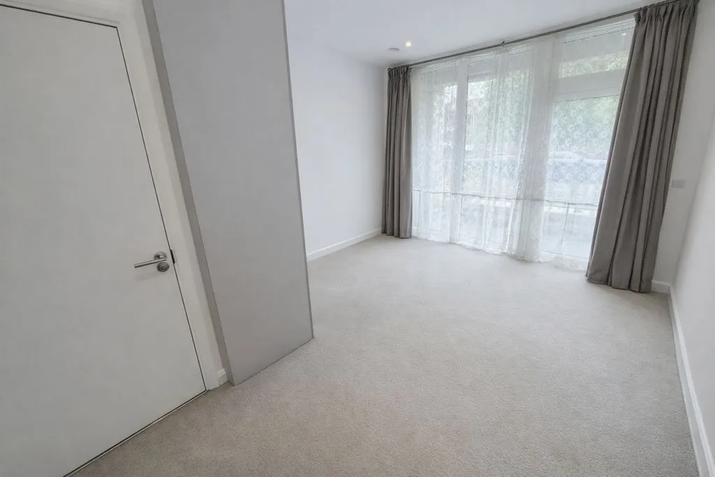 Brannigan Way, Edgware HA8 8GD, photo 5