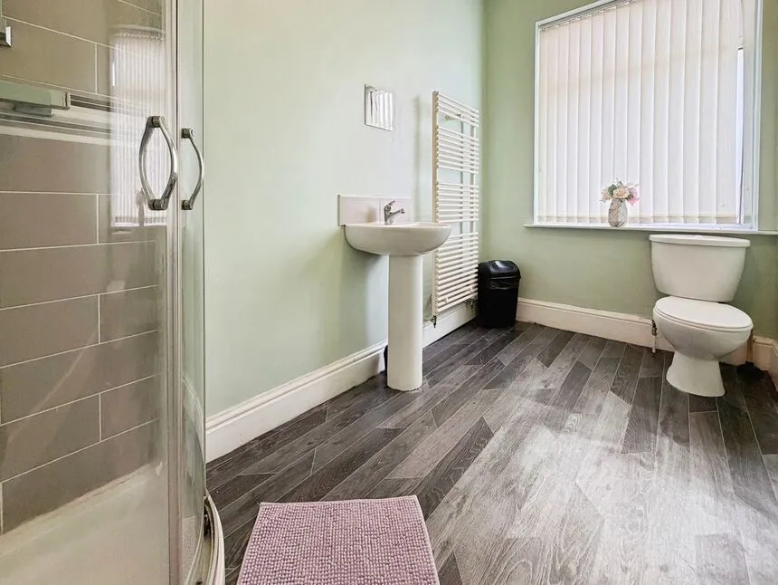 Liverpool Road, Eccles, M30, photo 7