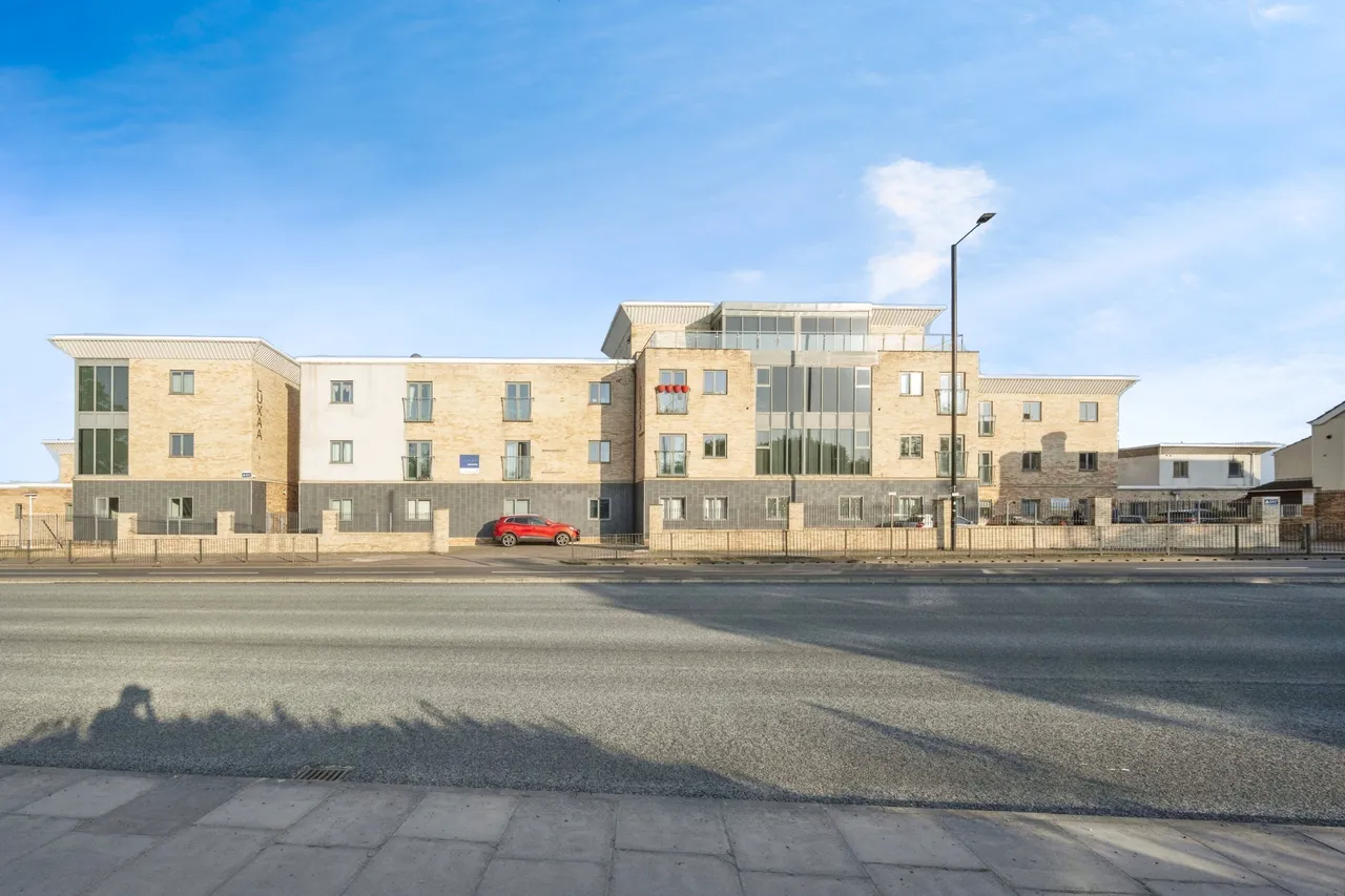 Luxaa Apartments, Low Road, Balby, Doncaster, DN4, photo 4