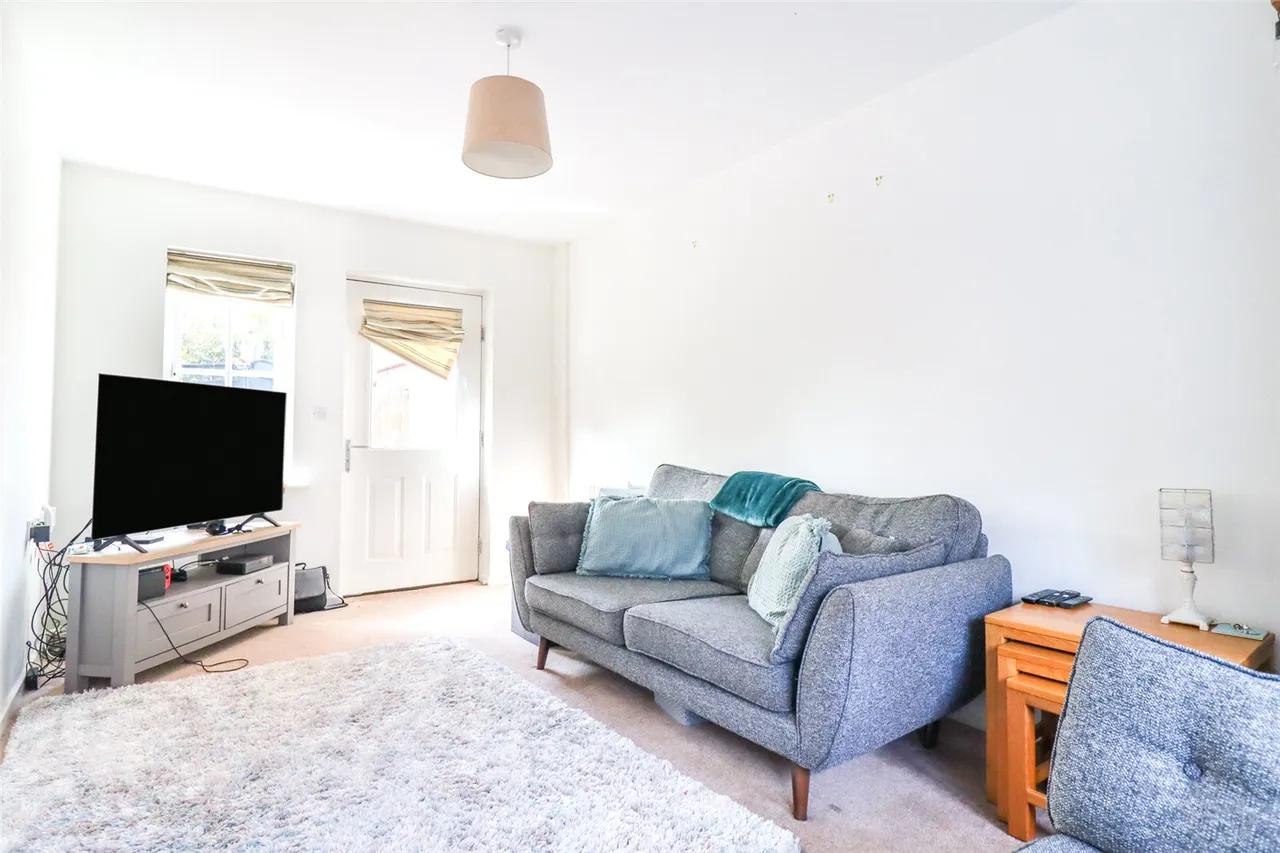 Whitchurch Road, Fleet, Hampshire, GU51 1ED, photo 13
