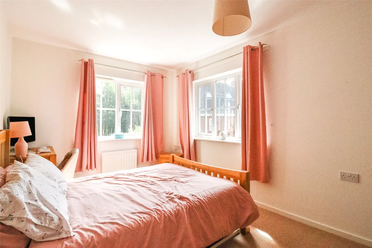 Whitchurch Road, Fleet, Hampshire, GU51 1ED, photo 7