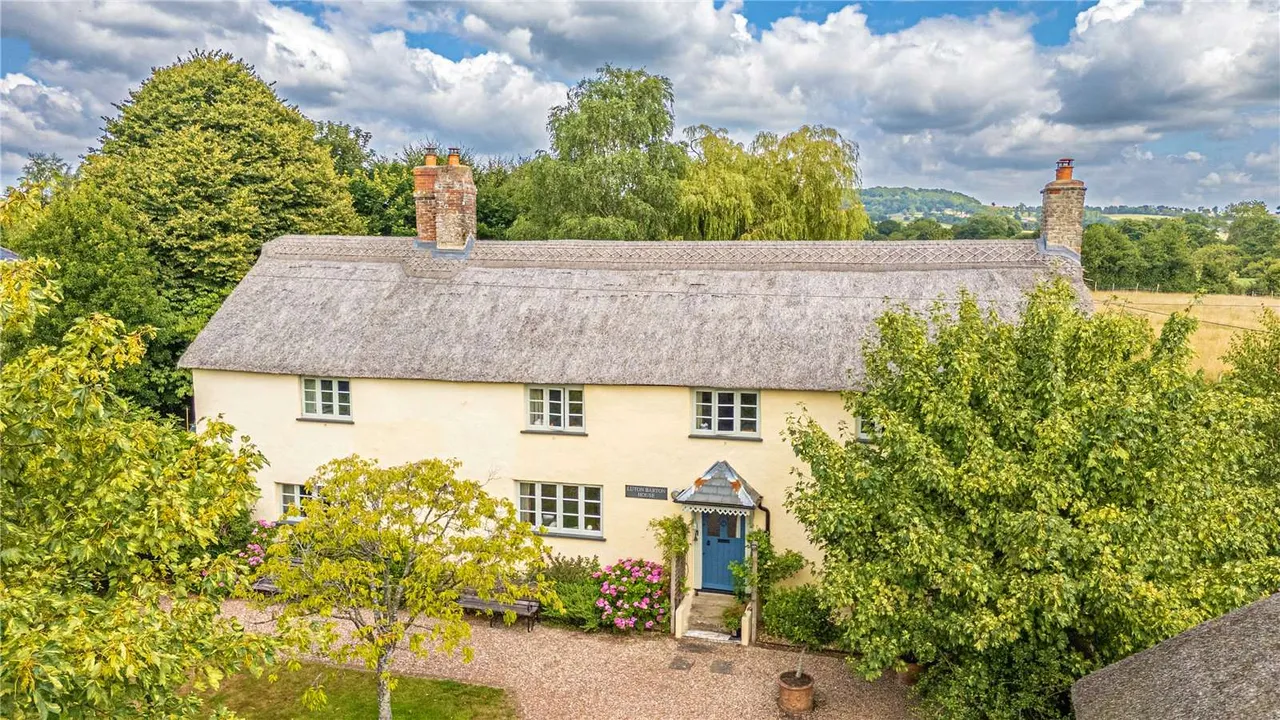 4 bed house for sale — Payhembury, Honiton, Devon, EX14 3HZ
