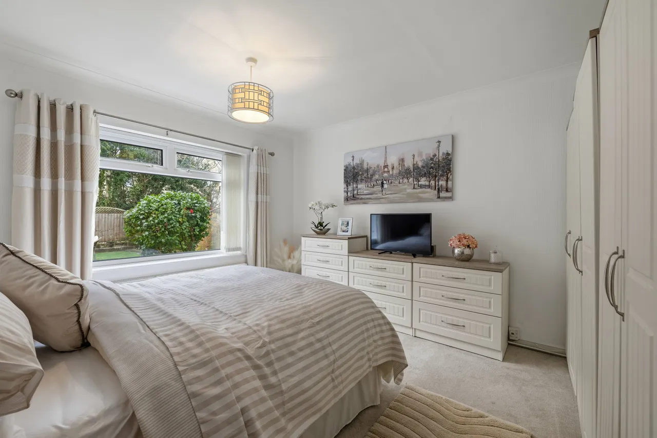 Highpool Close, Newton, SA3, photo 17