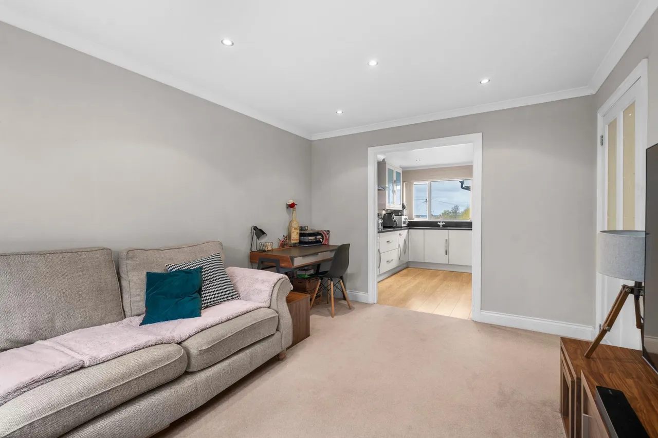 School Lane, Essendon, AL9, photo 4