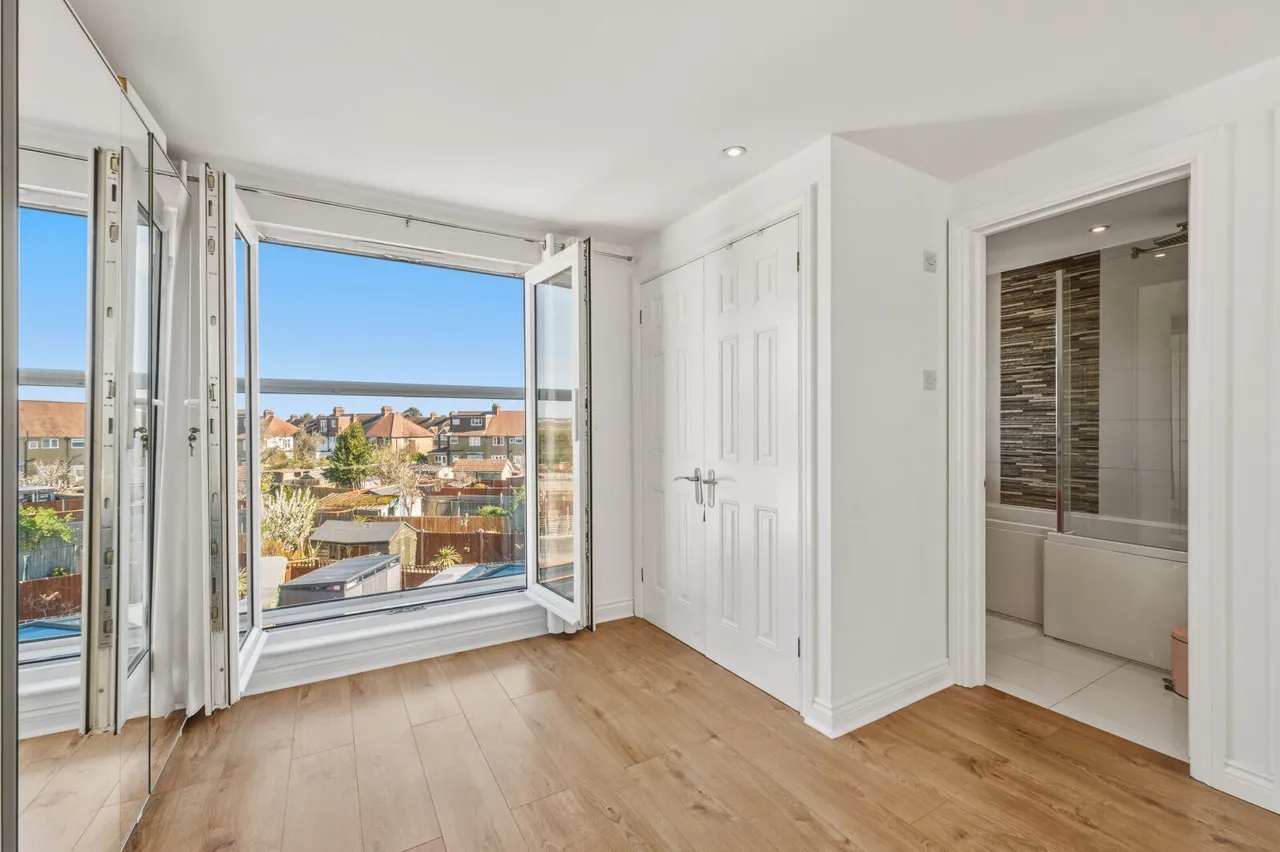 Monkleigh Road, Morden, SM4, photo 13