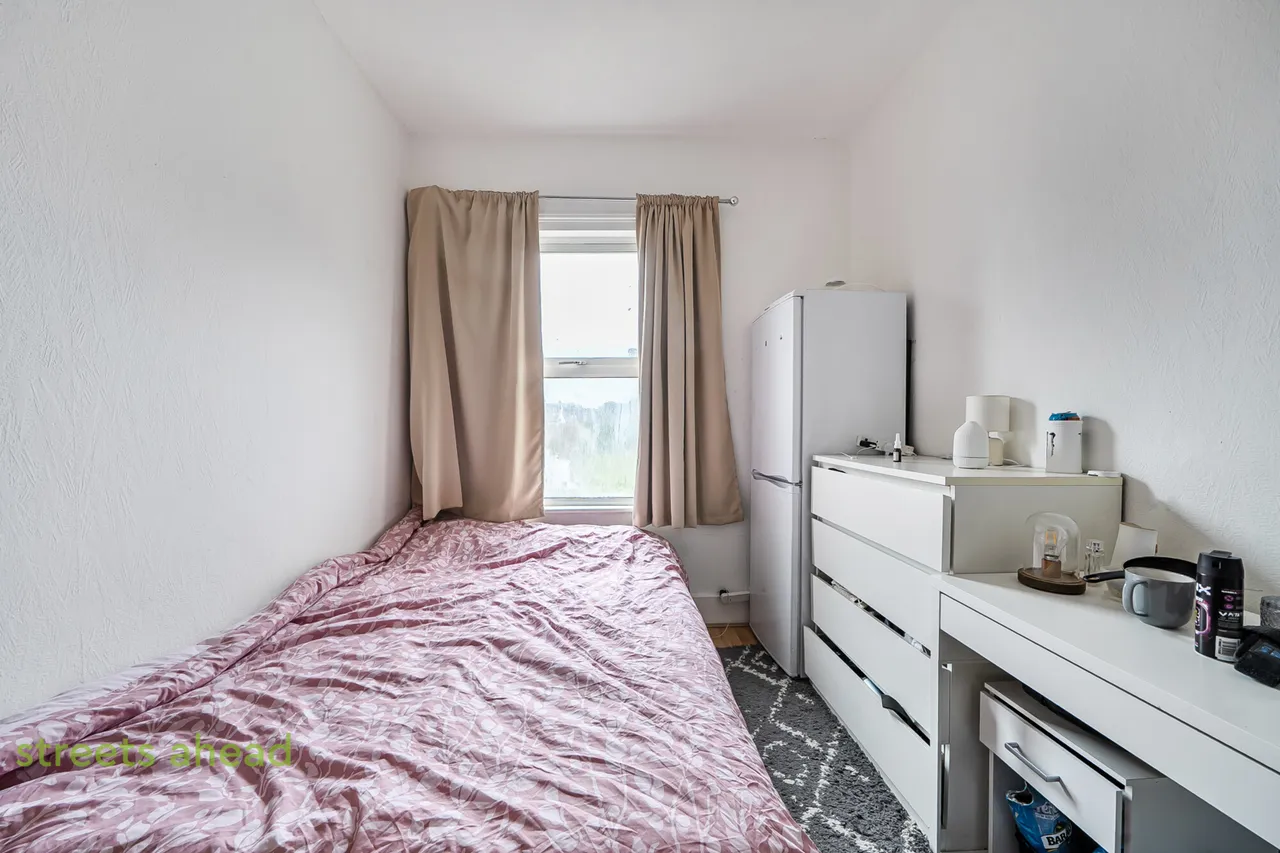 Whitehorse Road, Croydon, CR0, photo 13