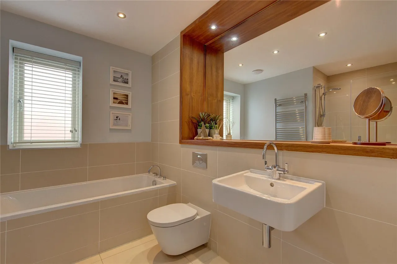 Brightwell Close, Blakeney, NR25, photo 25