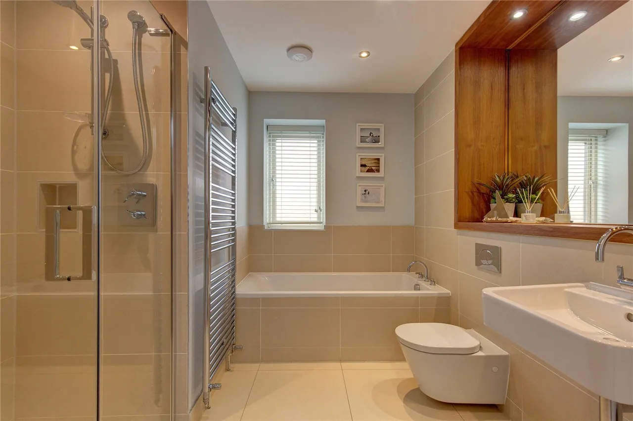 Brightwell Close, Blakeney, NR25, photo 20