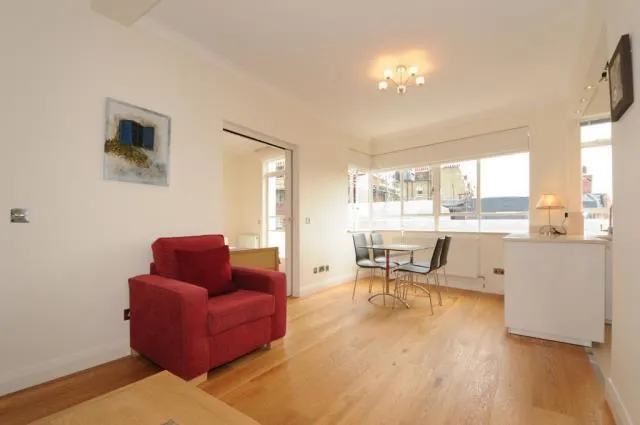 Prince Albert Road, London, NW8, photo 5