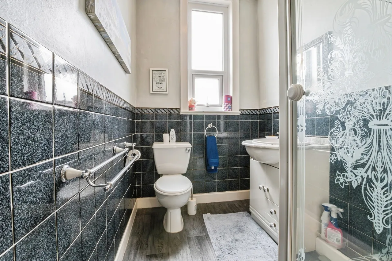 Grenfell Avenue, Blackpool, FY3, photo 15