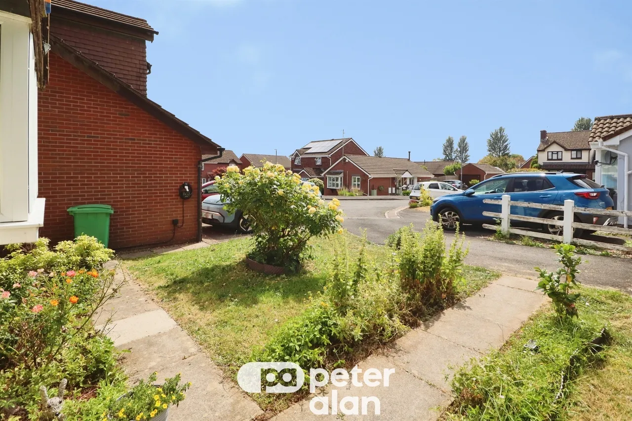 Apollo Close, Cardiff, CF14, photo 11