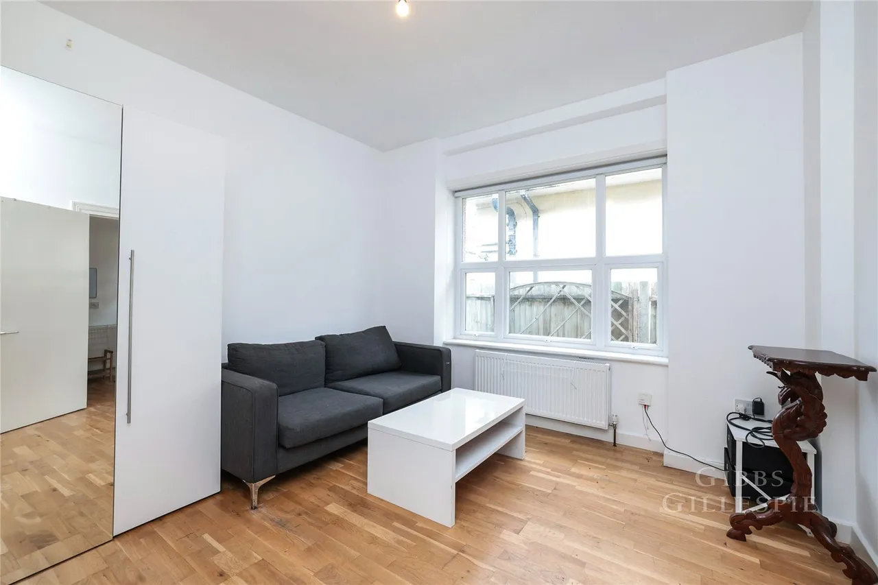 Derby Road, Uxbridge Fees Apply, UB8, photo 2