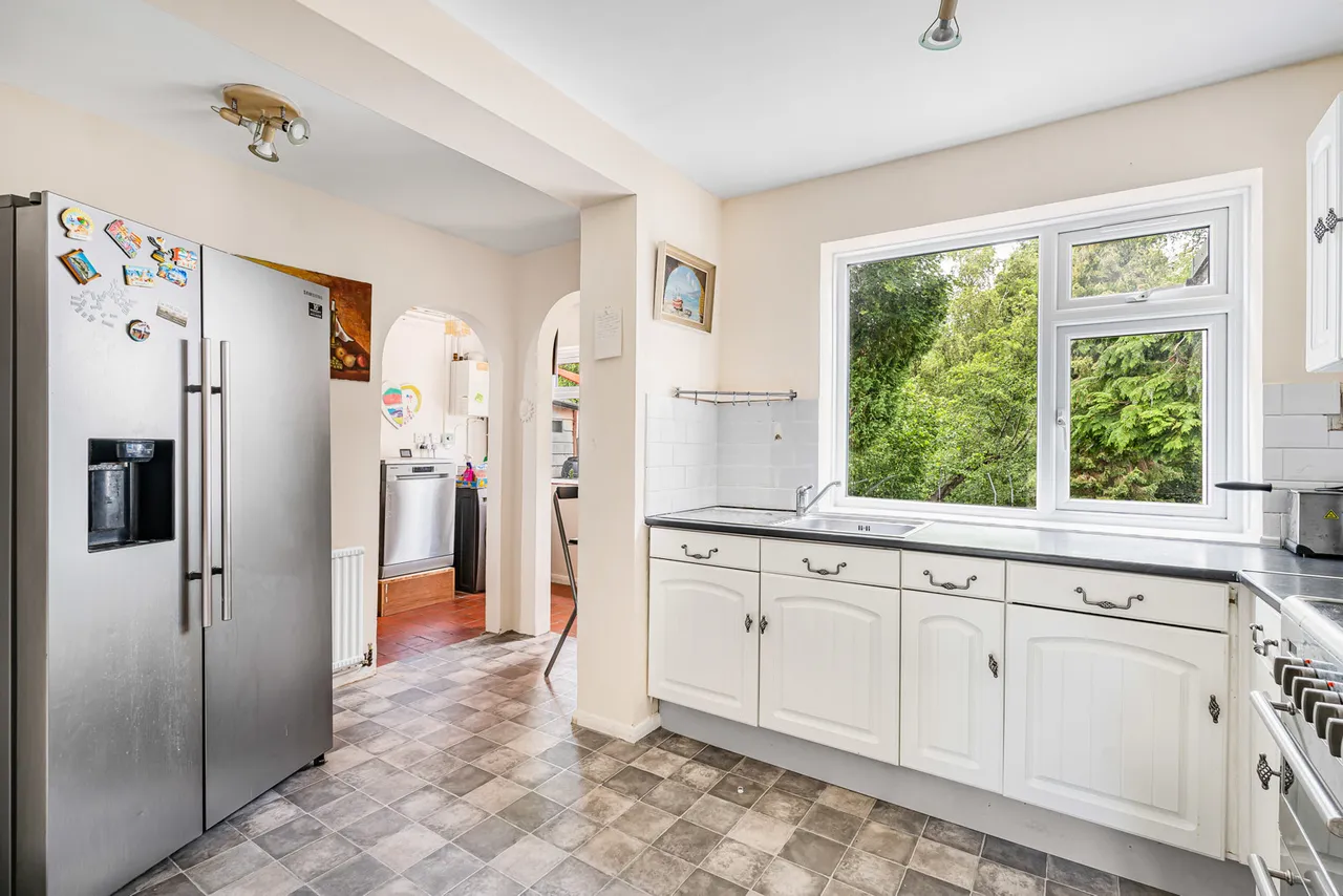 Cabrera Avenue, Virginia Water, GU25, photo 10